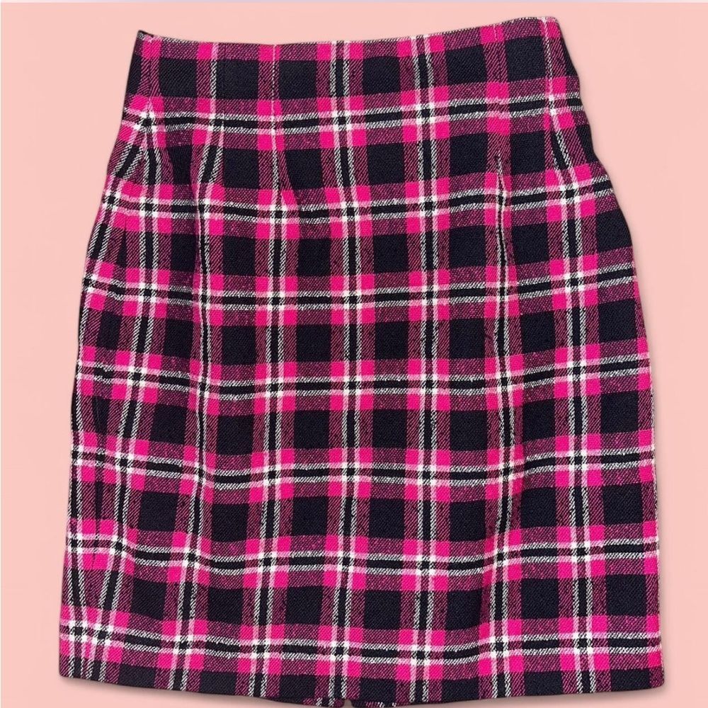 VTG Ann Taylor Pink And Black Plaid Mini Wool Skirt size 6